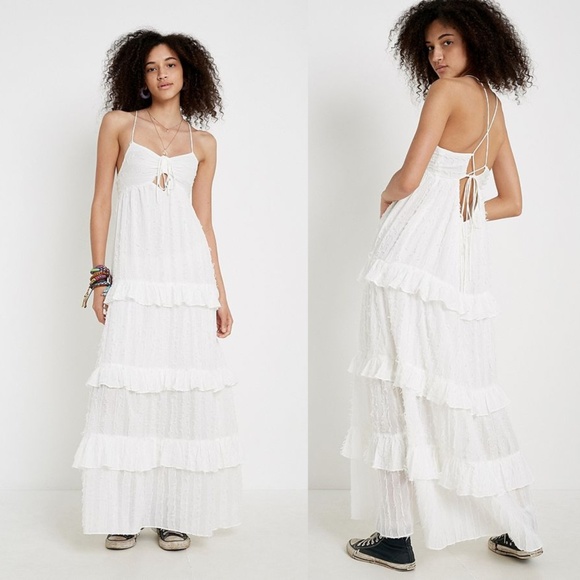 urban outfitters white maxi dress